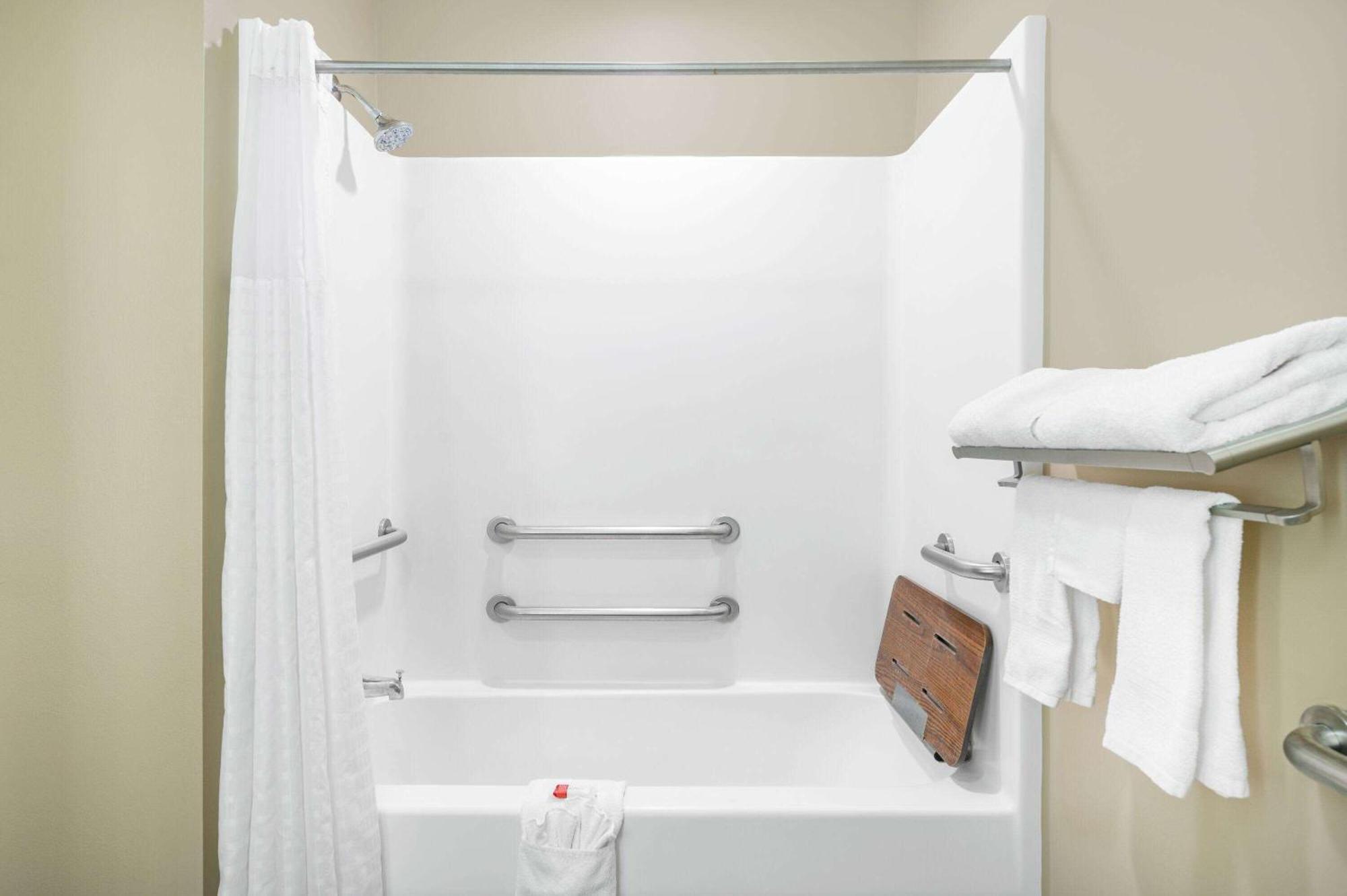 Hotel Super 8 By Wyndham Joliet Extérieur photo