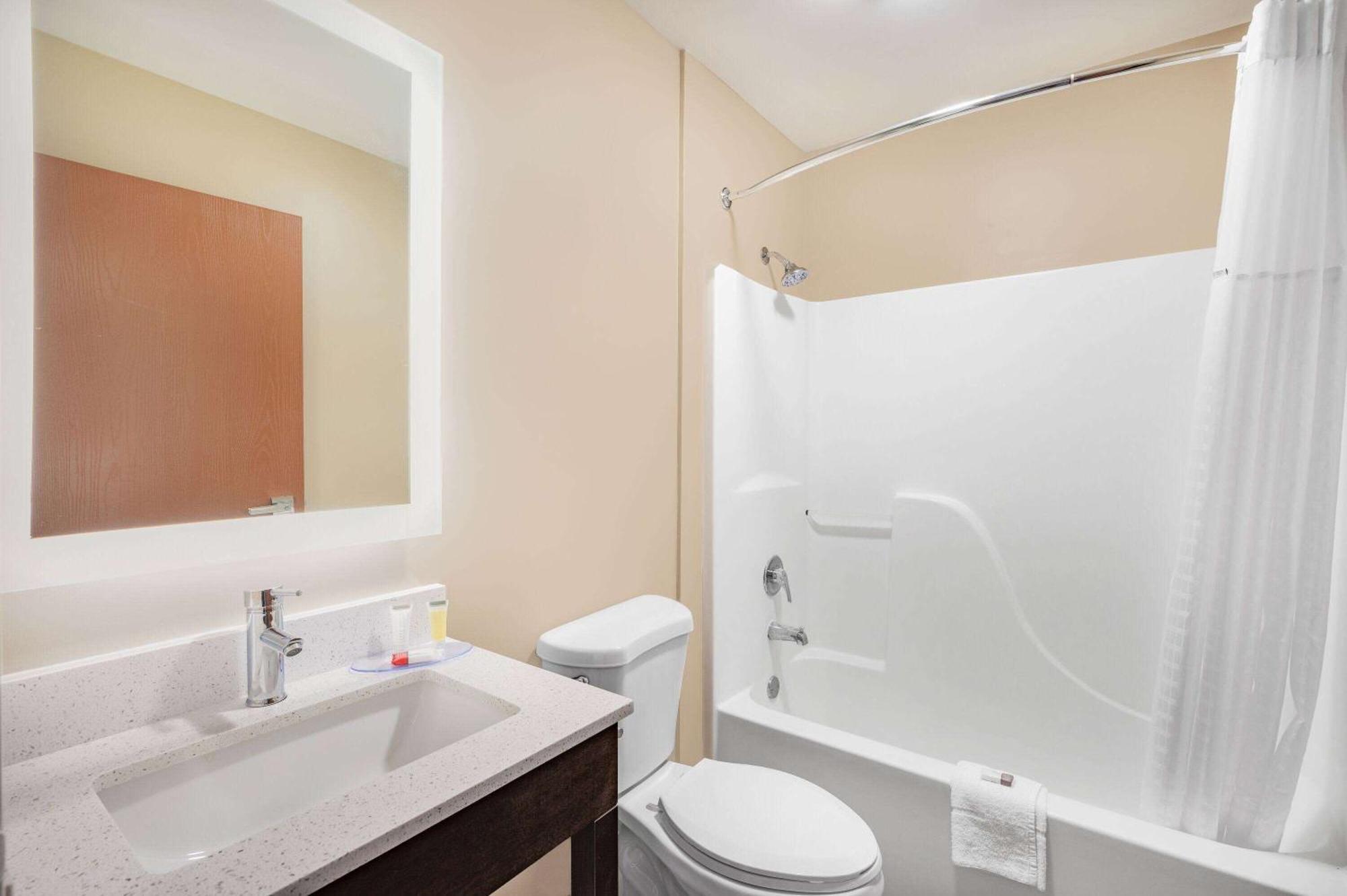 Hotel Super 8 By Wyndham Joliet Extérieur photo